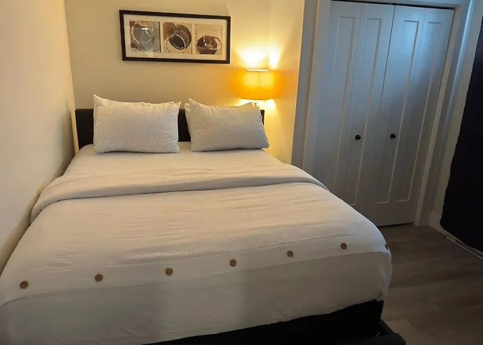 Cozy Apartment Close To Moncton Airport